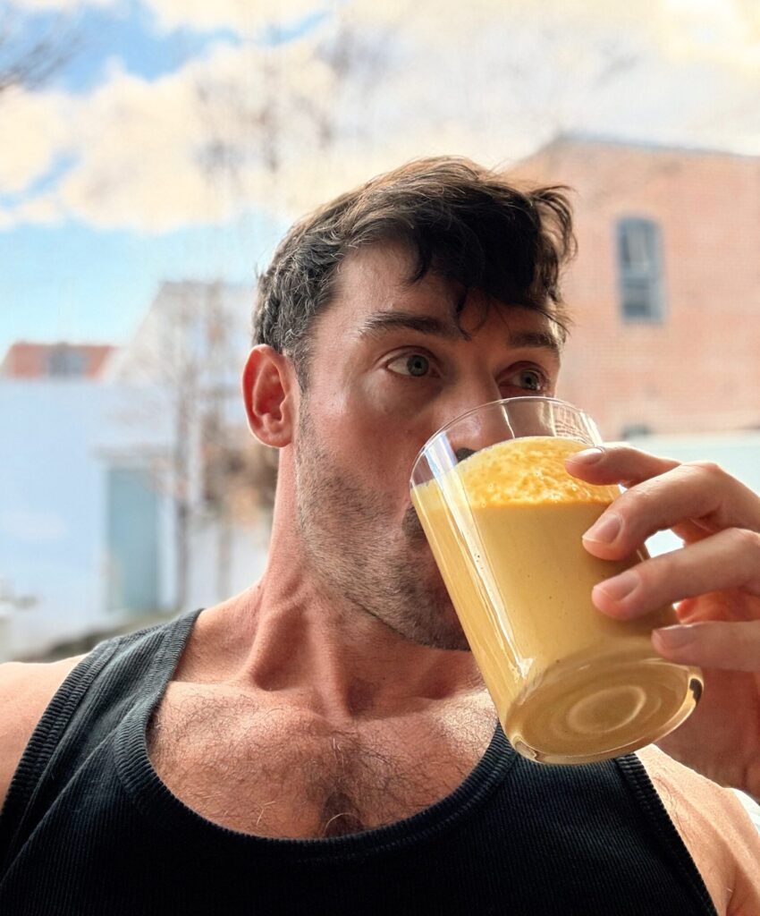Outdoor Smoothie Lifestyle Shot