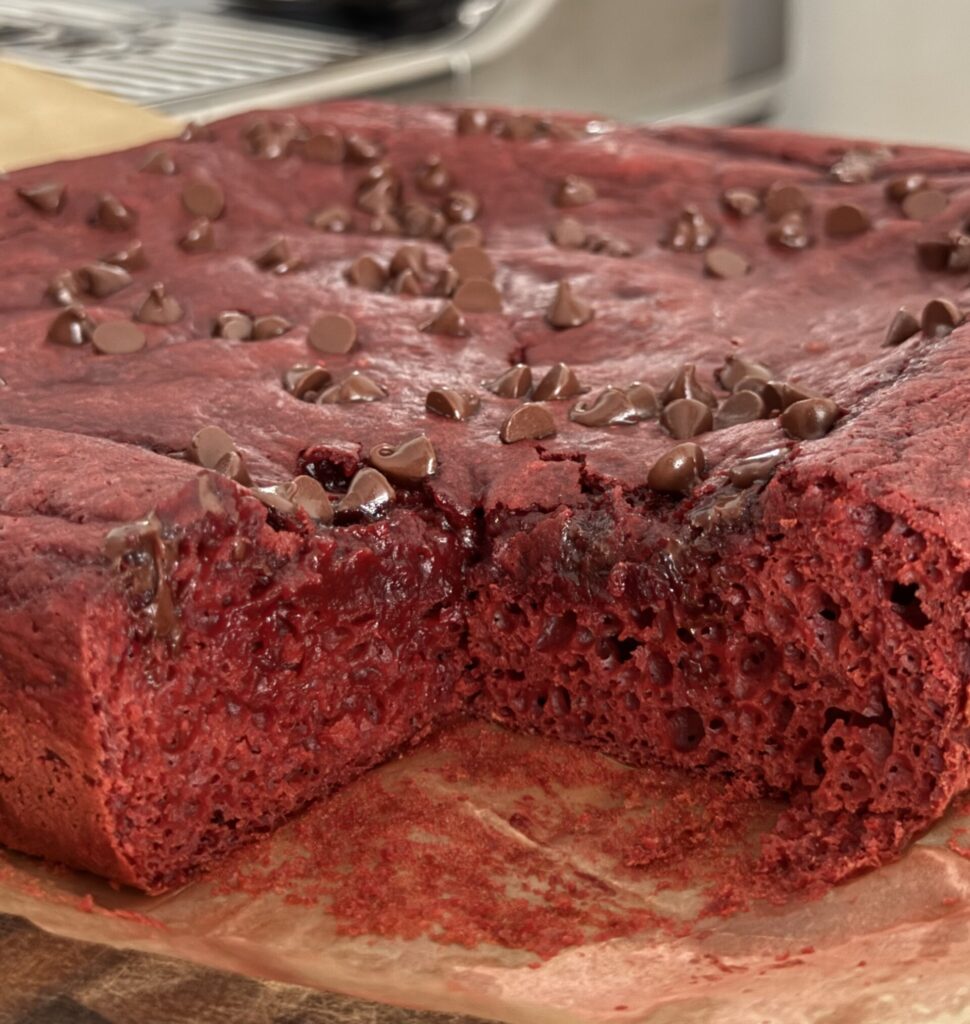 RED VELVET PROTEIN BROWNIE