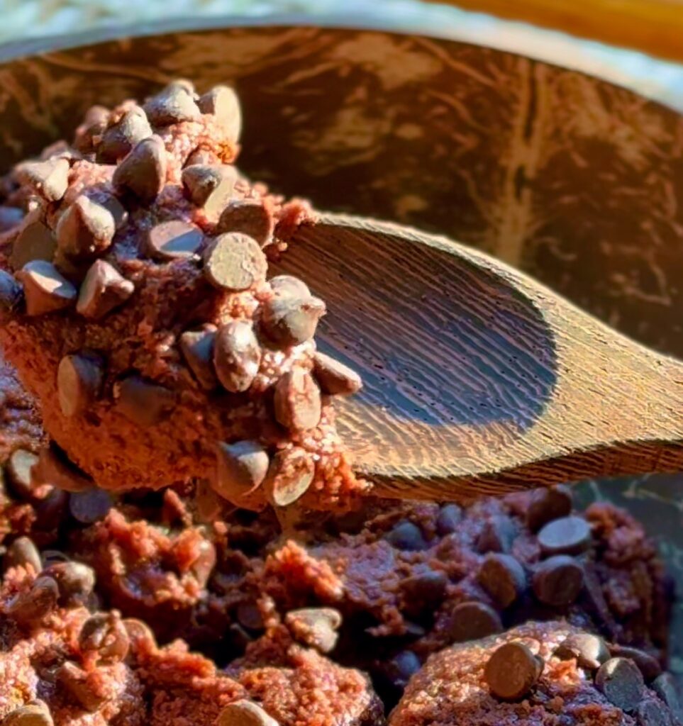 High-Protein Brownie Batter Bites Scoop