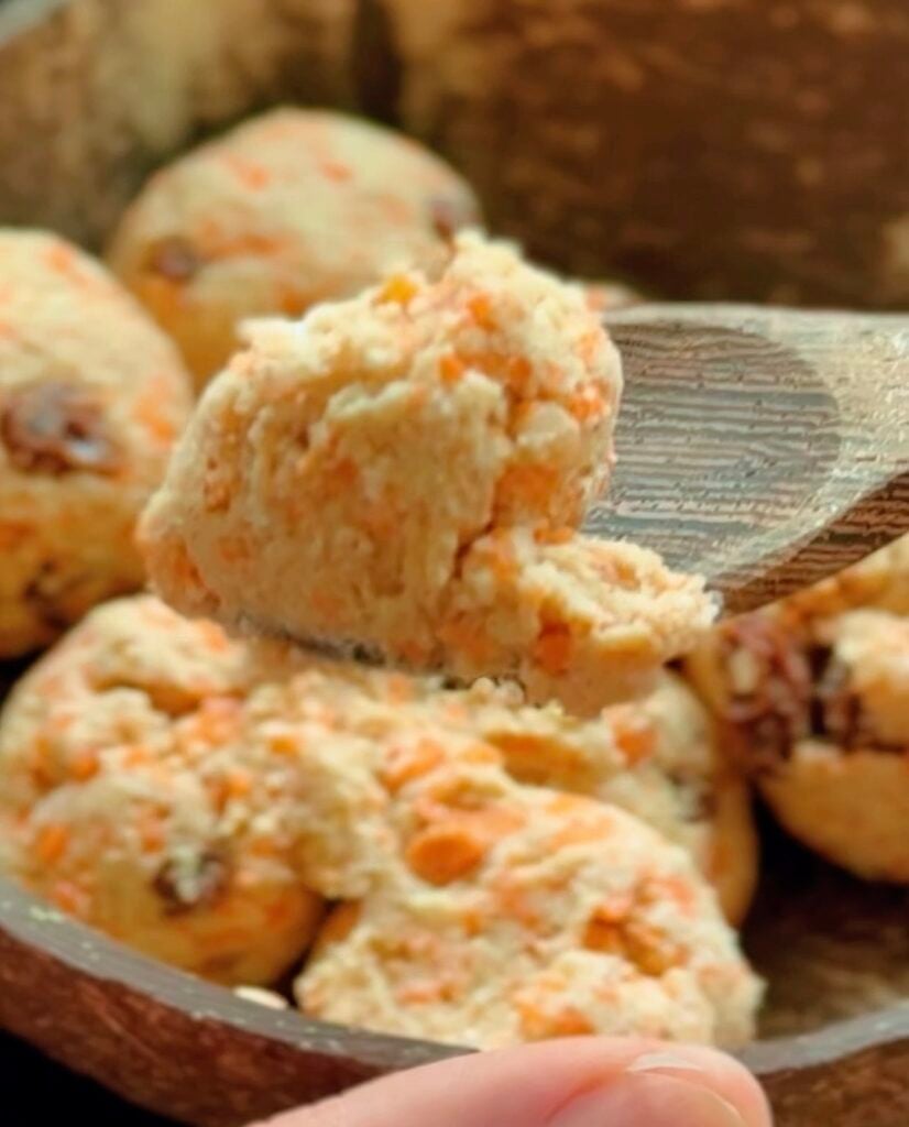 Carrot Cake Energy Balls
