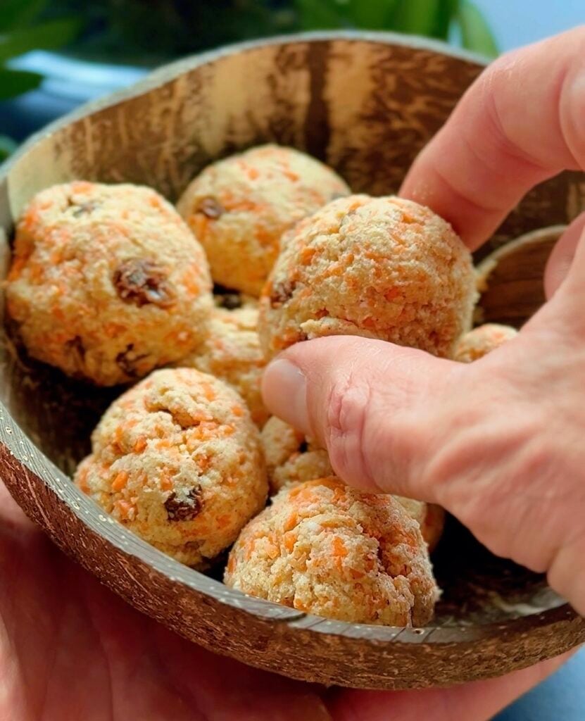 Finished Carrot Cake Energy Balls