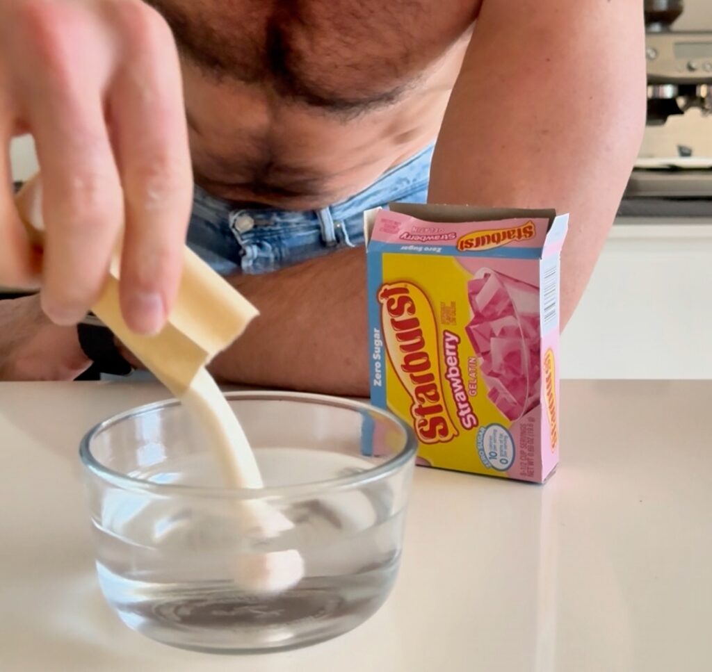 gelatin for Strawberry Protein Fluffy Yogurt