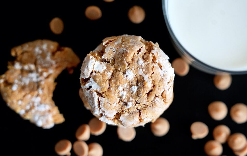 Peanut Butter Crinkle Cookie top