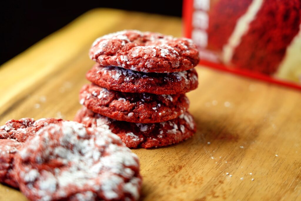 red velvet crinkle cookie