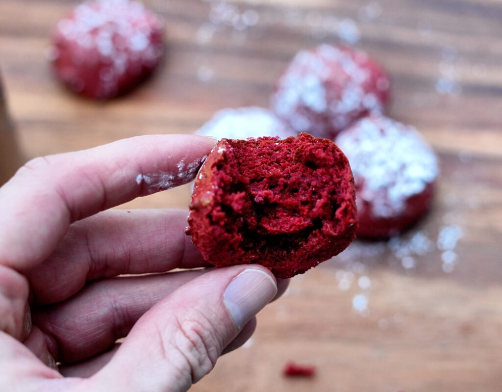 red velvet hole bitten