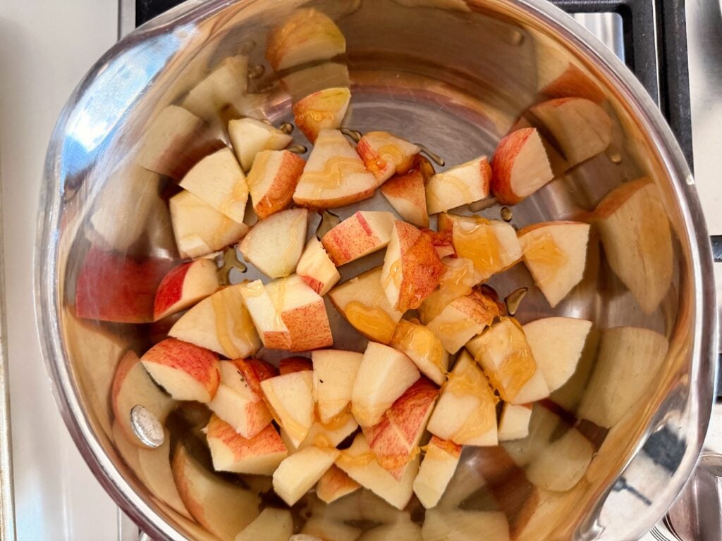 Apples sauteed