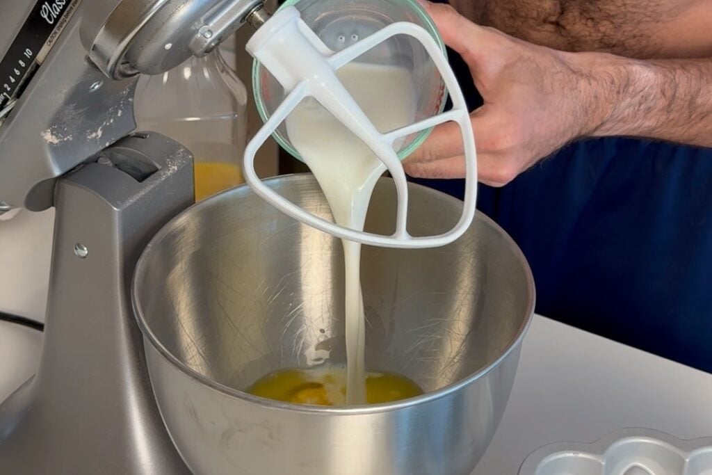 mixing wet ingredients