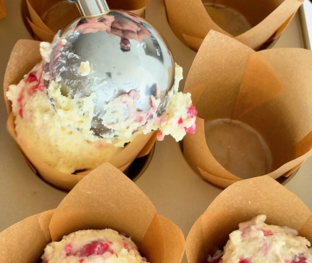 scooping muffins