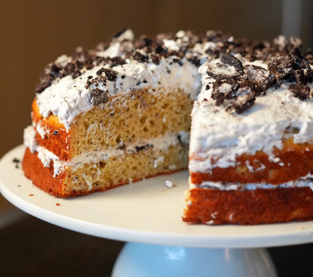 Sliced Cake oreo cake