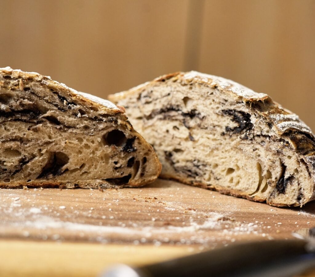 zero sugar oreo sourdough sliced in half