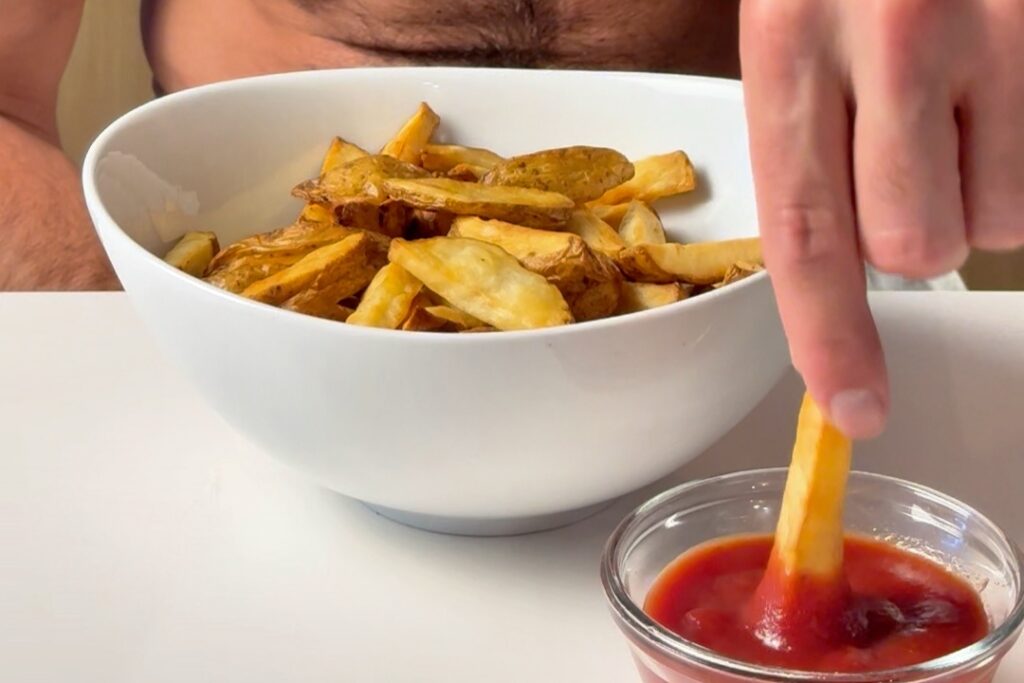 dipping fries