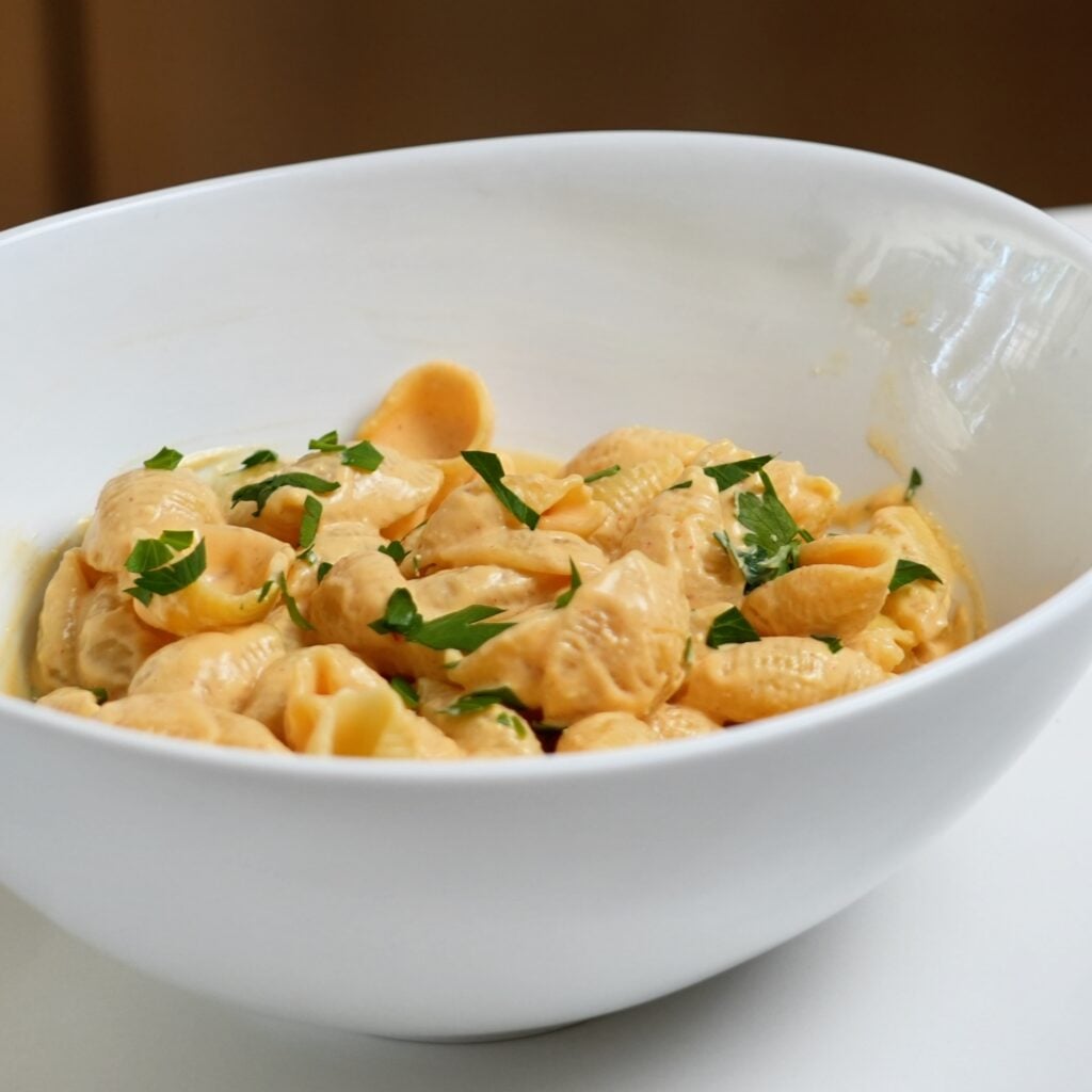 Finished bowl mac and cheese cottage cheese bowl spoonfull