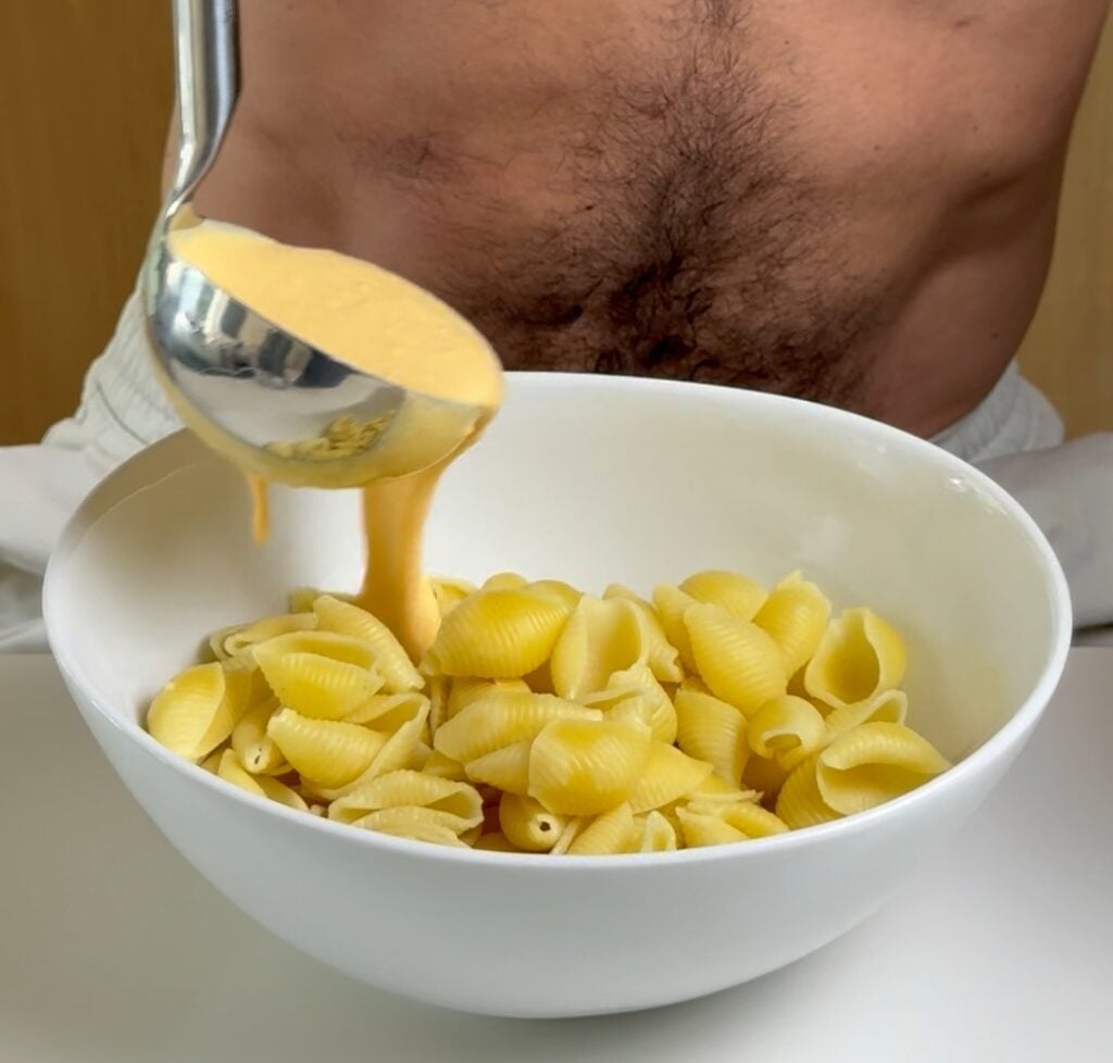 high protein mac and cheese cottage cheese sauce