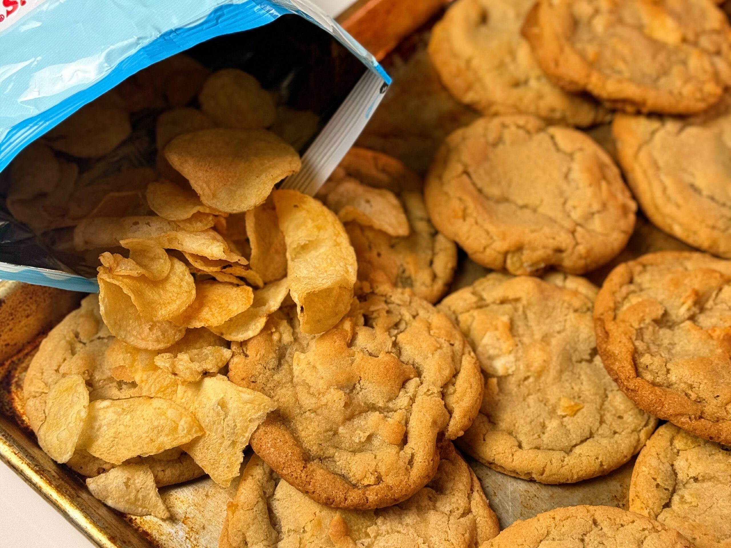 potato chip cookies with chips