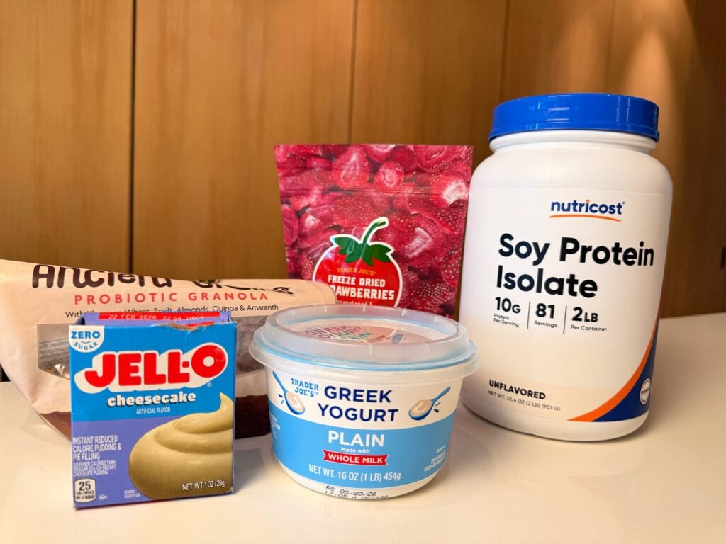 strawberry fluffy yogurt with ingredients