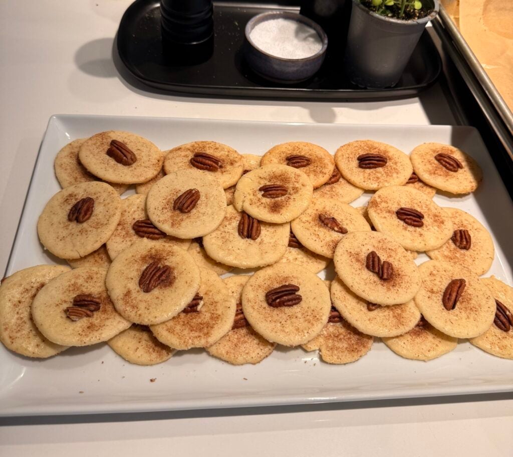 finished sand tarts on a tray