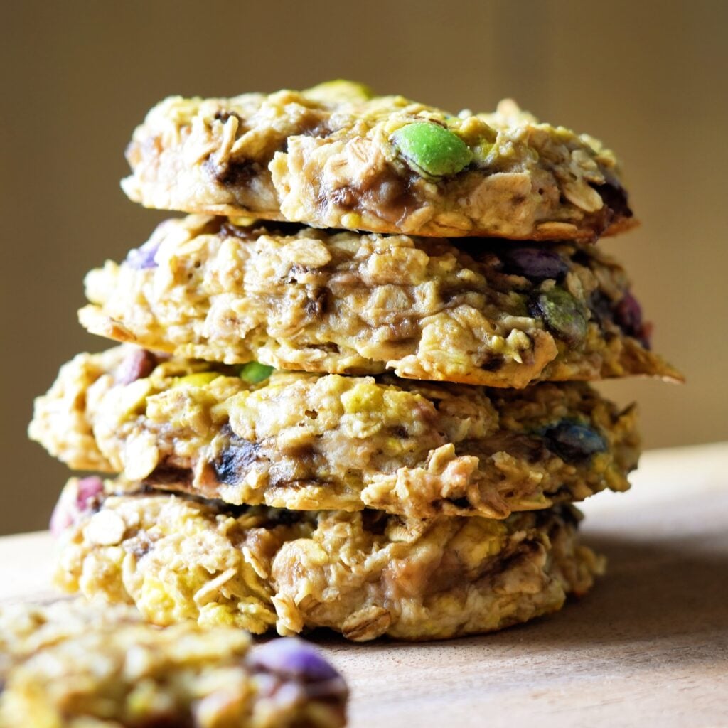 oatmeal breakfast cookies close up