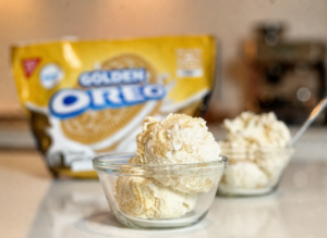 golden oreo fluffy yogurt
