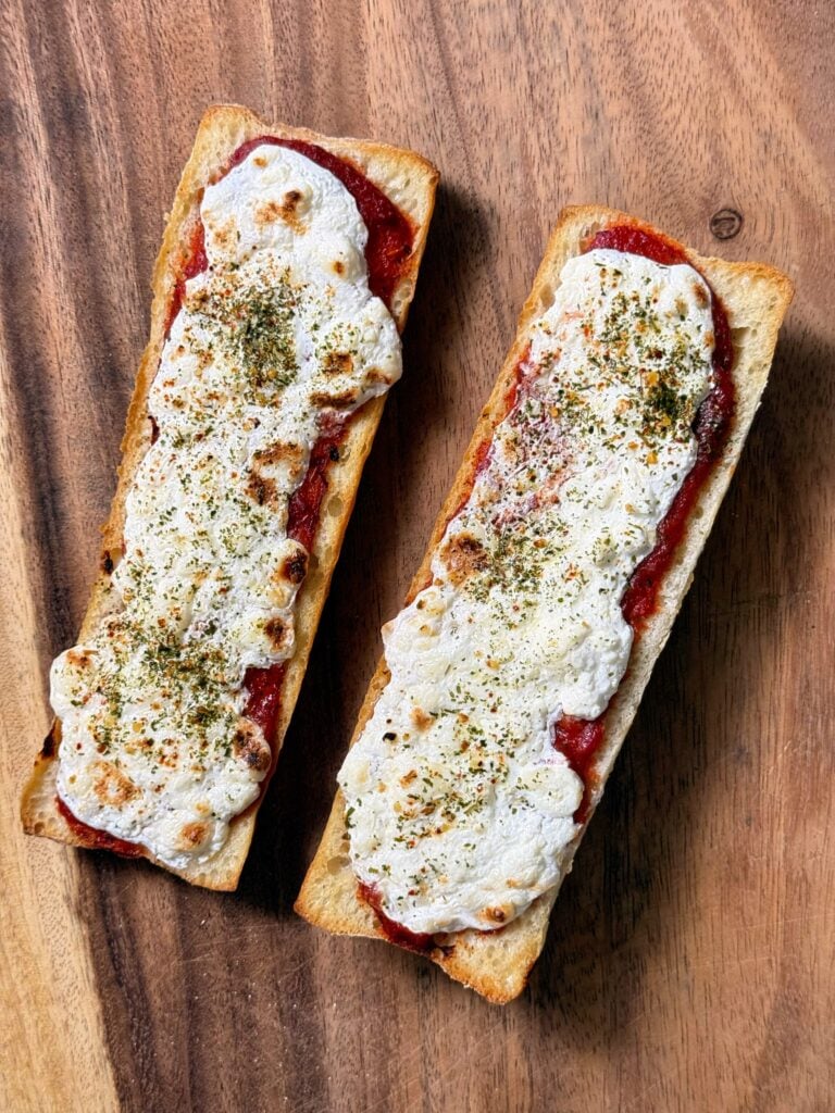 high protein cottage cheese pizza toast