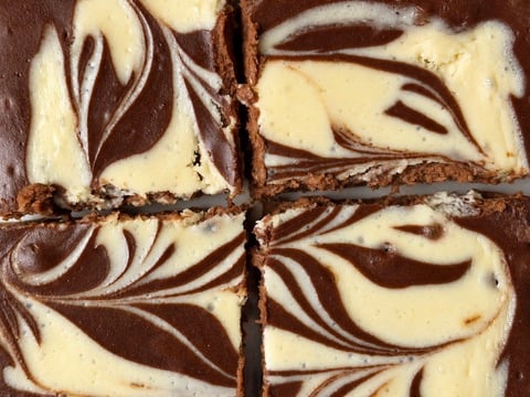 High-Protein Cheesecake Brownies (Cream Cheese Swirl)