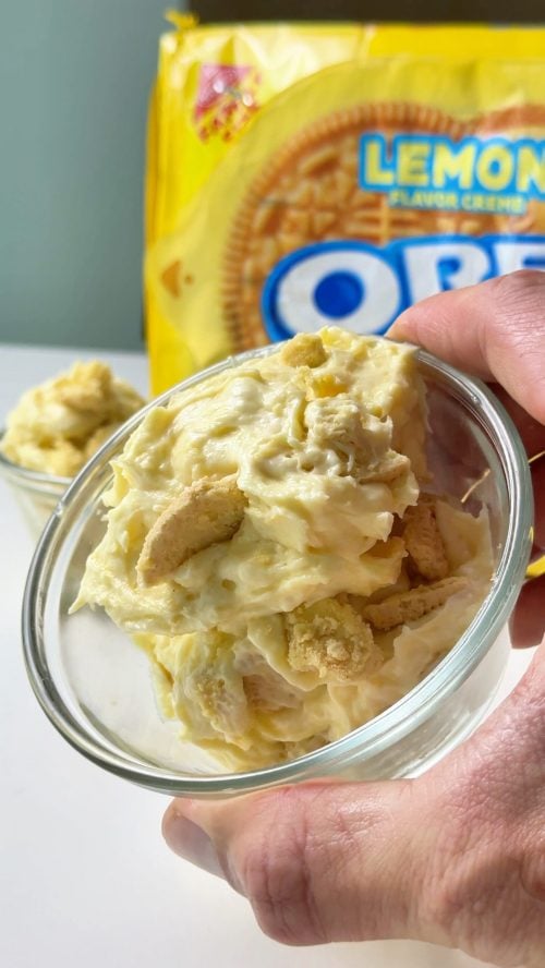 lemon oreo fluffy yogurt