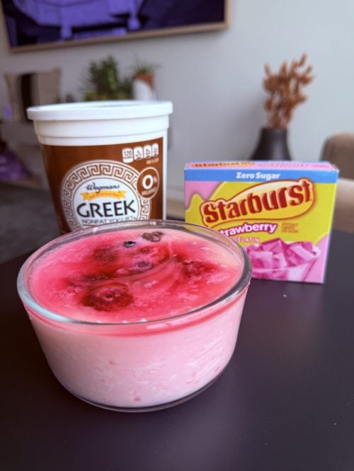 Strawberry Protein Fluffy Yogurt ingredients